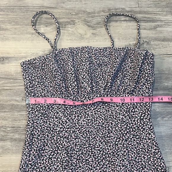 Floral Dress, size Small (only worn once for photo shoot) - Picture 2 of 5